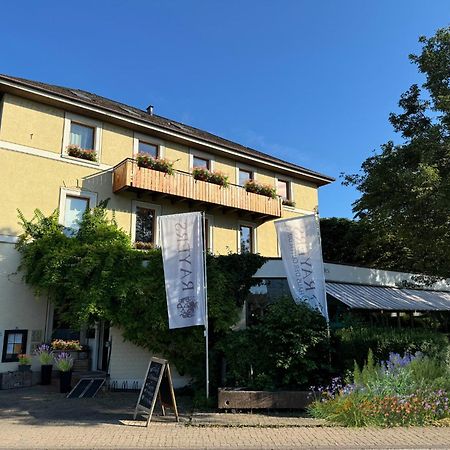 Zum Rayers Cafe-Restaurant & Boutique-Hotel Niederrotweil Buitenkant foto